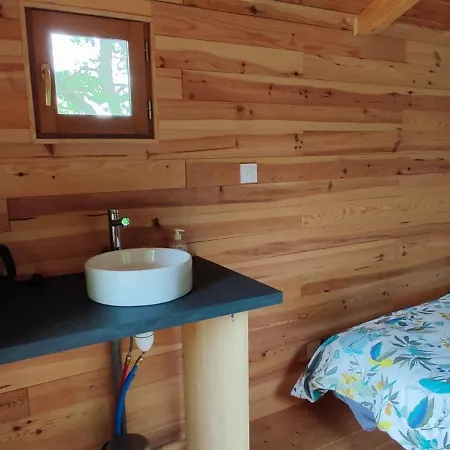 Roulotte De Combeplane * Carnac-Rouffiac